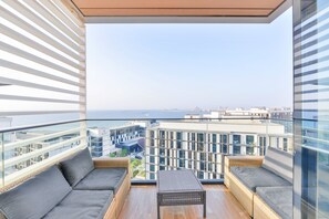 Appartement Premier, 2 chambres, balcon, vue sur la mer | Balcon