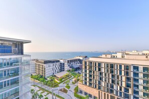 Appartement Premier, 2 chambres, balcon, vue sur la mer | Vue du balcon