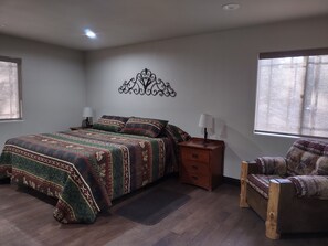 Room - Lake Front Townhome (Big Bear Lake)