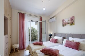 3 bedrooms, in-room safe, desk, soundproofing