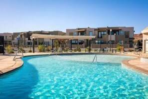 A heated pool - Rooftop Hot Tub, Heated Pool, and Kids Playhouse (Washington)