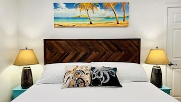 3 quartos, ferros/tábuas de passar roupa, berço de viagem