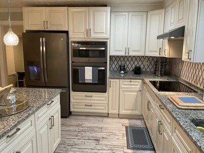 3-bedroom vacation home just 19 minutes from Lake Lanier