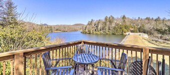 Mountain house sleeps 4 w/ deck & firepit, 5mi to Grandfather Mtn, pet friendly!