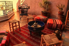 Outdoor dining - Haj Hamid, Riad 111 and Spa (Marrakech)