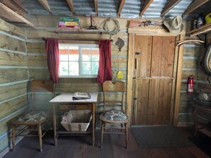 Interior - Stagecoach Cabin - antique western charm (Collbran)