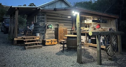 Stagecoach Cabin - antique western charm