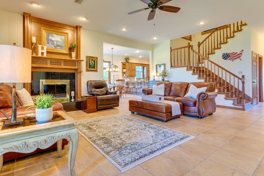Spacious Greenbrier Vacation Rental On ~ 4 Acres! - Conway, AR