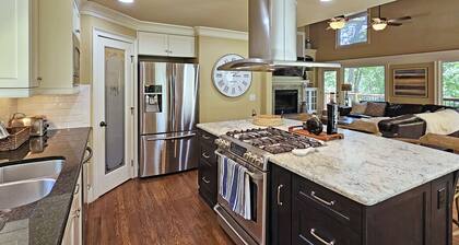 Luxury, lake front with private dock!