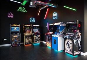 Game room - Arcade luxiurus cabin (Jupiter)