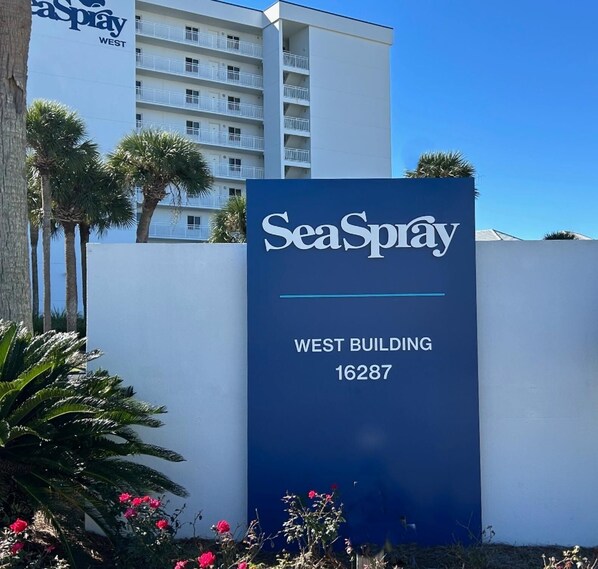 A SeaSpray hotel sign with "WEST BUILDING 16287" indicating the location.