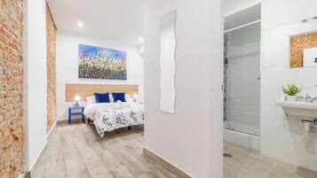 Habitación básica doble, 1 cama doble | Wifi gratis