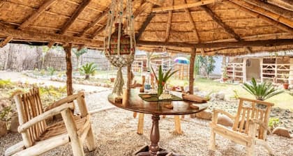 LA MUDHOUSE-Deluxe family suite