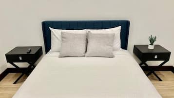 1 bedroom, travel cot, free WiFi, bed sheets