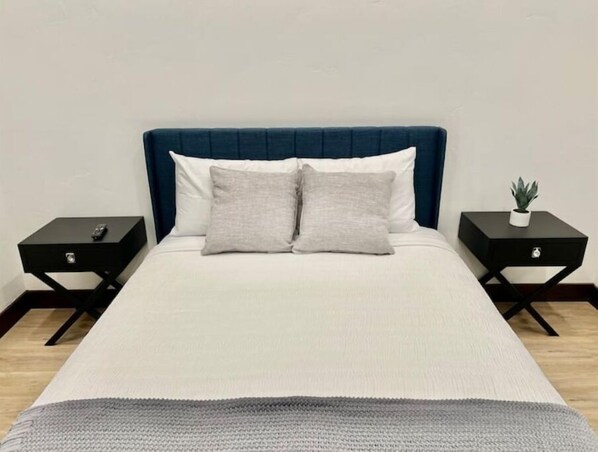 1 bedroom, travel cot, free WiFi, bed sheets