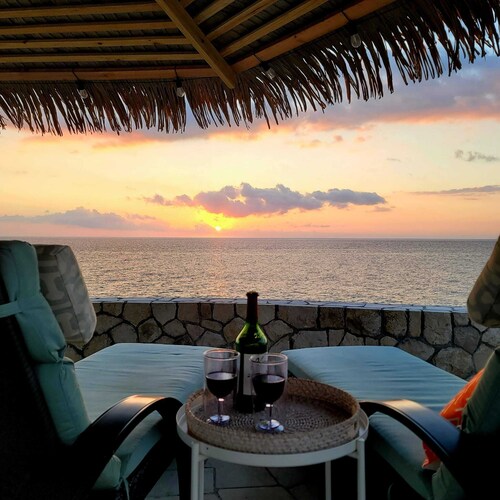 Oceanfront, breathtaking views of turquoise Caribbean Sea, gated w/private beach