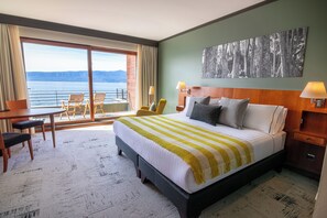 Habitación Deluxe | Ropa de cama de alta calidad, minibar y escritorio 