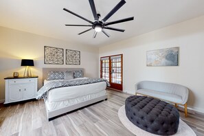 4 chambres, fer et planche à repasser, Internet gratuit, draps fournis