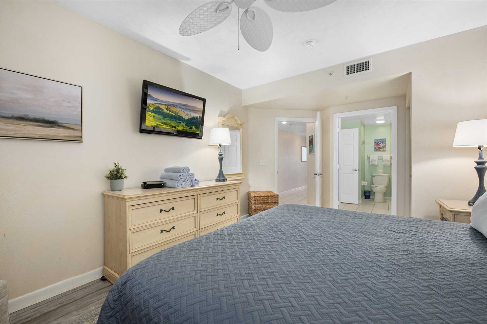 Luxury 18th Floor 1 Br Condo Direct Oceanfront Beach Resort Villa - Ormond Beach, FL