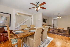 Dining - Large, Comfortable, Multi-generational Home (Kansas City)