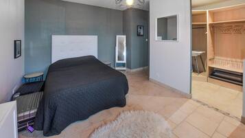 3 chambres, lit parapluie, Wi-Fi gratuit, draps fournis