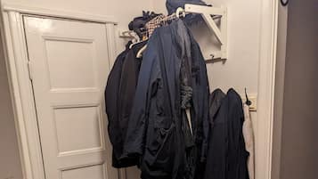 Apartamento, várias camas | Parte interna