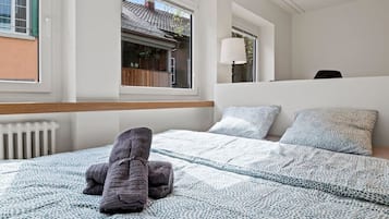 1 habitación, escritorio, tabla de planchar con plancha y wifi gratis