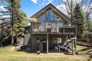 Maison (Castle Creek Drive Home) | Extérieur