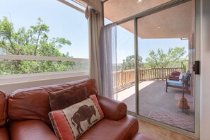 Smart TV, fireplace, printers - Pueblo Sedona - Perfect West Sedona location with views.  (Sedona)