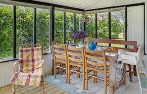 Dining - Stunning home in Bogø By with kitchen (Bogø By)