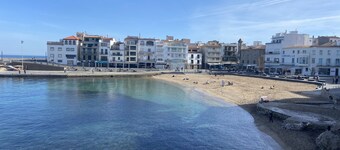 Casa con piscina privada en L'Escala ,Girona.