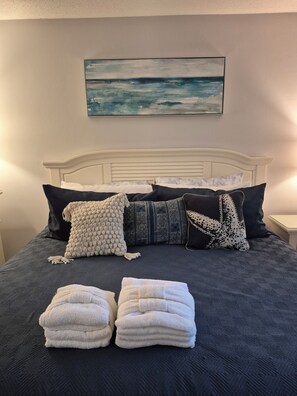 2 camere, una scrivania, ferro/asse da stiro, Wi-Fi gratuito