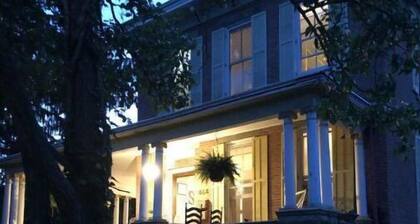 1868 Italianate Casa