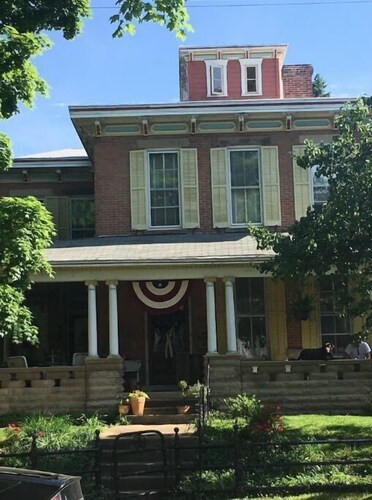 1868 Italianate Casa