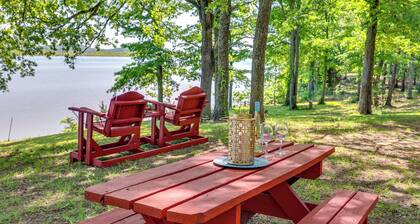 Rural Arkansas Vacation Rental w/ Lake Access