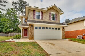 Exterior - Huntsville Vacation Rental < 5 Mi to Airport! (Huntsville)