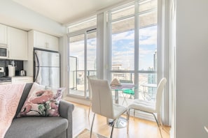 Interior - GLOBALSTAY. Bright & Colourful 1Bd Condo DT with a Balcony (Toronto/Canada)