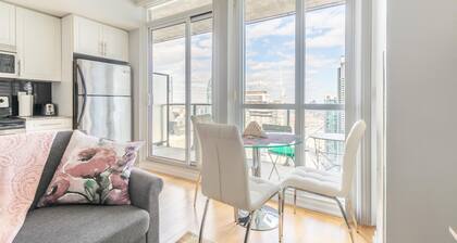 GLOBALSTAY. Bright & Colourful 1Bd Condo DT with a Balcony