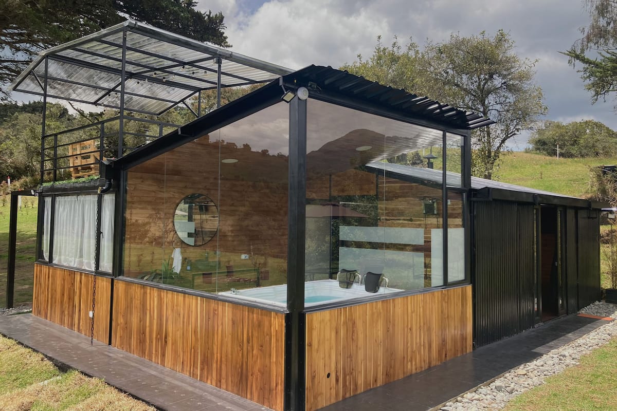 Luxury-Ferienhütte, 1 Schlafzimmer, Kochnische, Bergblick | Daunenbettdecken, Minibar, laptopgeeigneter Arbeitsplatz