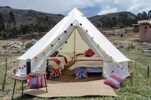 Deluxe Cabin | 1 bedroom, bed sheets - Andean Glamping (Pisac)