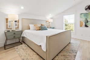 4 bedrooms, individually decorated, individually furnished, free WiFi