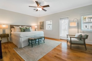 4 bedrooms, individually decorated, individually furnished, free WiFi