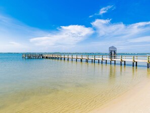Beach nearby - Sunset Harbor #2-204 by Southern Vacation Rentals (Navarre)