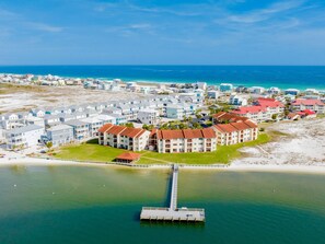 Beach nearby - Sunset Harbor #2-204 by Southern Vacation Rentals (Navarre)