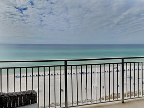 Beach - Emerald Beach Resort II by Resort Collection (Panama City Beach)