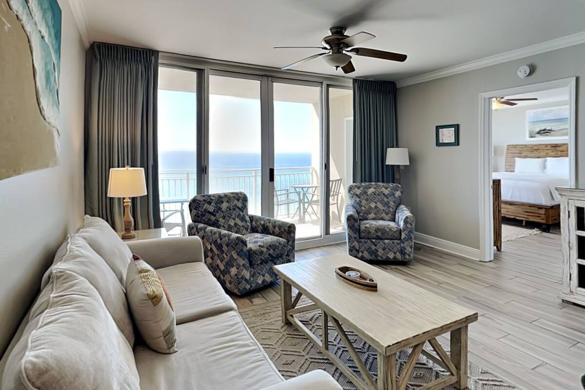 Condo, Multiple Beds, Balcony, Ocean View (#830 - No Pets) | Living area