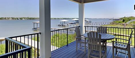 独立别墅, 多张床, 阳台, 泳池景观 (#E) | 住宿场地