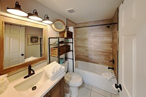 Condo, Multiple Beds, Patio (#E2) | Bathroom | Towels, toilet paper - Wendwood #E2 by Resort Collection (Panama City Beach)