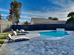 Outdoor pool - Seaspray by Southern Vacation Rentals (Miramar Beach)