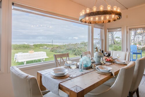 Relaxed Oceanfront Living, Direct Beach Access, Dog-Friendly, Balconies, Fireplace, Yard, Ping Pong